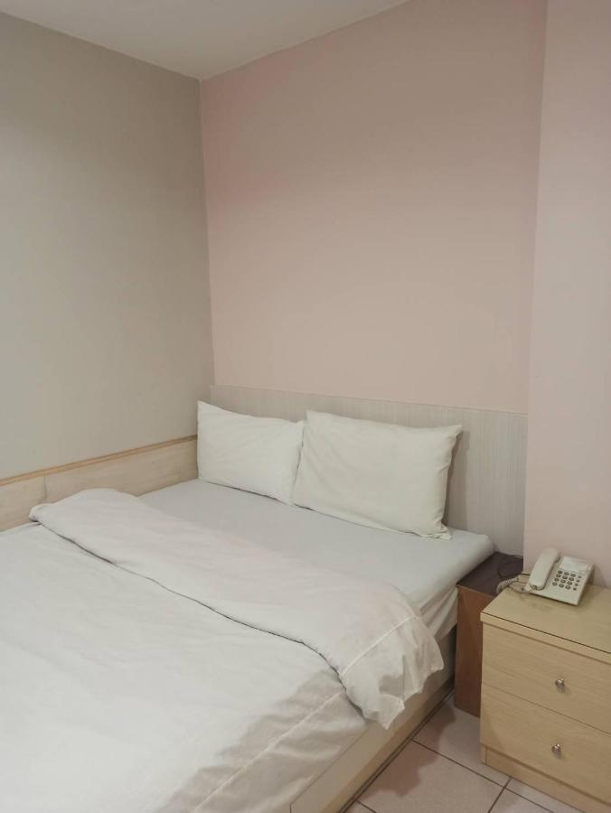 Hua Bin Hotel Yilan Eksteriør billede